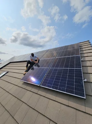 Bright Solar image 0