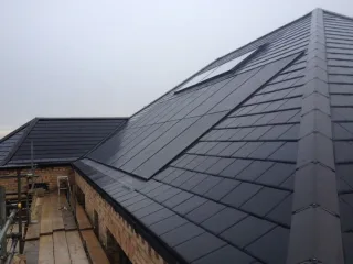 Contact Solar image 9