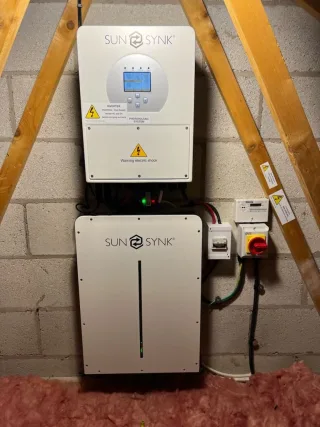 Lakes Solar Ltd image 3