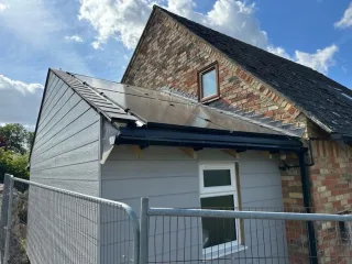 Plug In Solar Ltd image 2