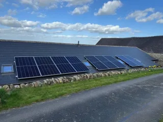 Plug In Solar Ltd image 1