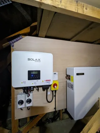 Surrey Solar ltd image 0