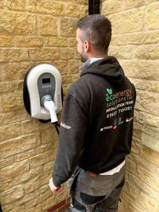 UK Eco Energy Solutions Ltd image 5