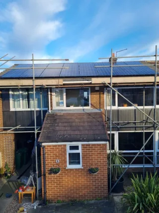 UK Solar Experts image 1