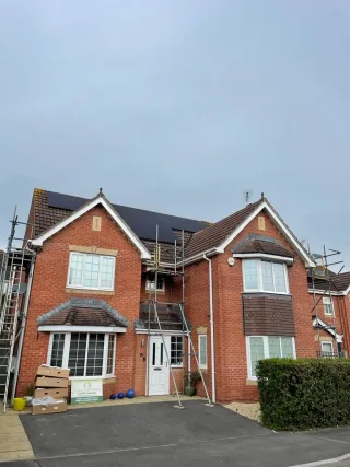 UK Solar Services Ltd image 2